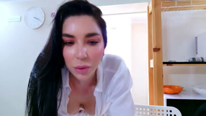 LolaNiceAss1