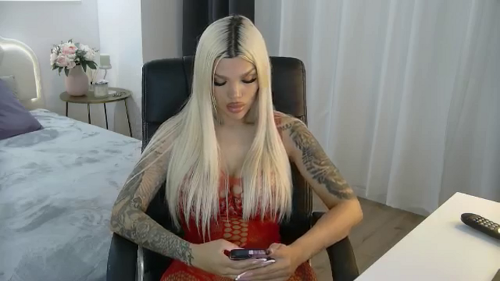 Shayblonde