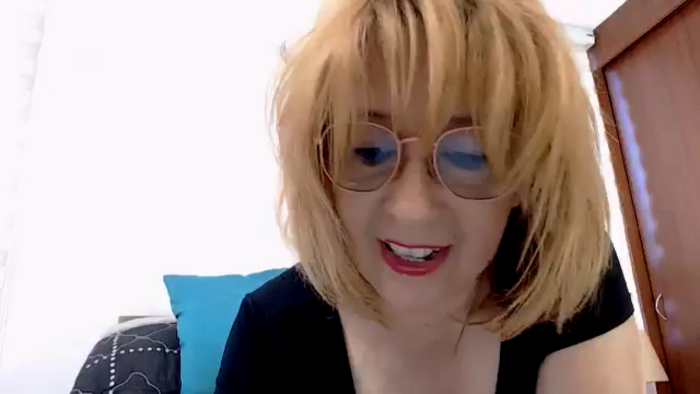 wackycharm