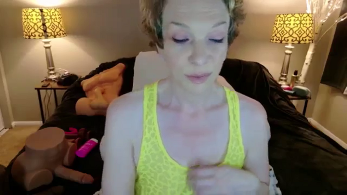 HaileeAtHome