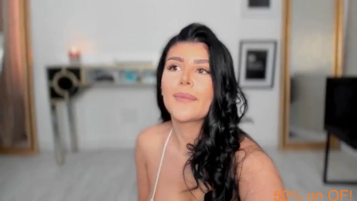moniqueeale
