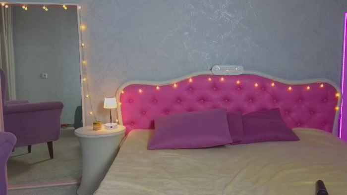 ArianaPetite