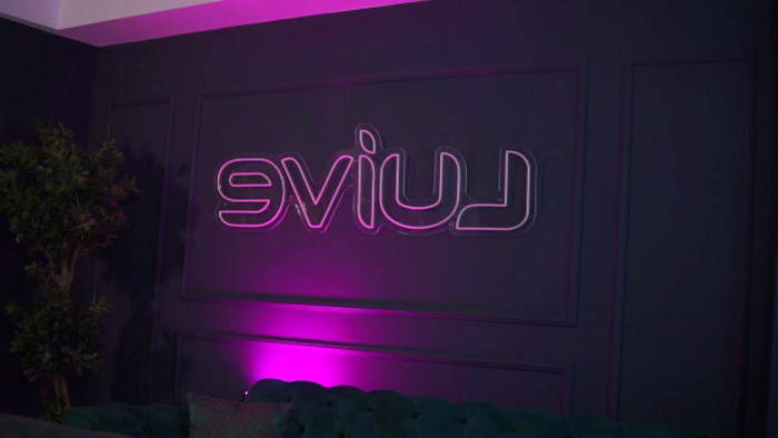 RaquelleVon