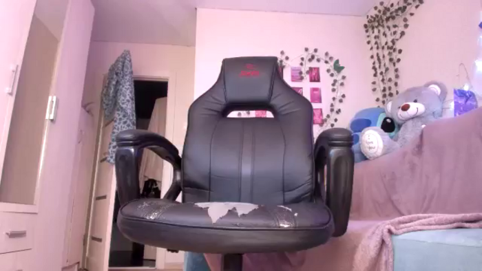 Vanessa_Hotty