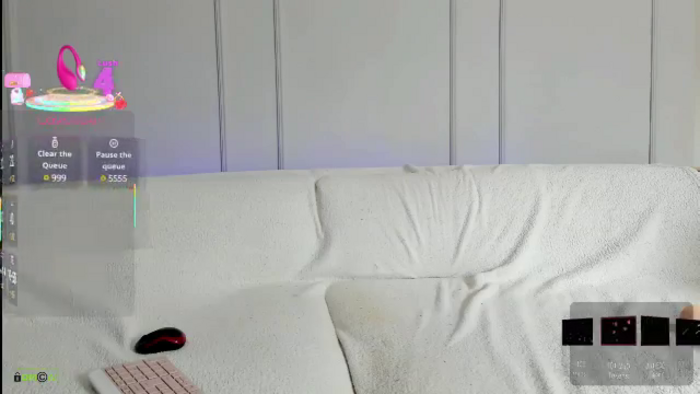 ShyEyesBlondy