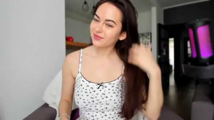 BeeTheQueen