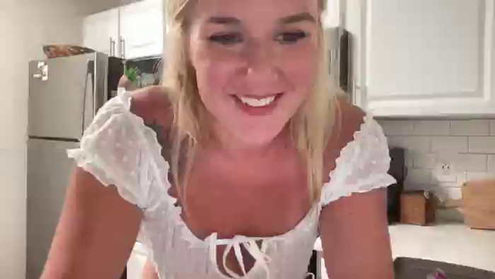 Lily_Kell