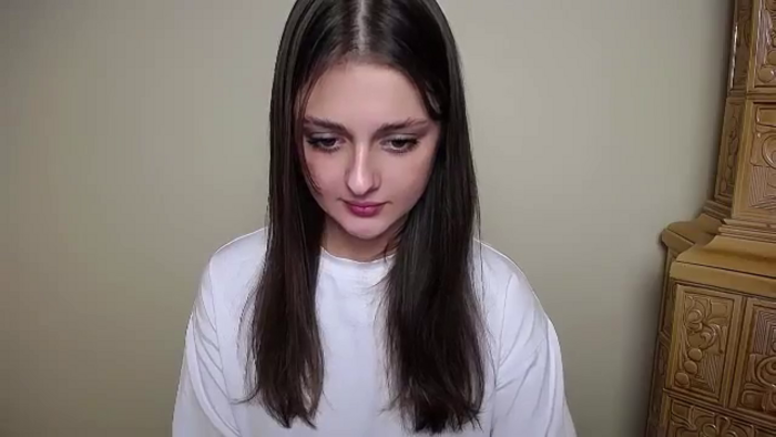 LolaAlians_