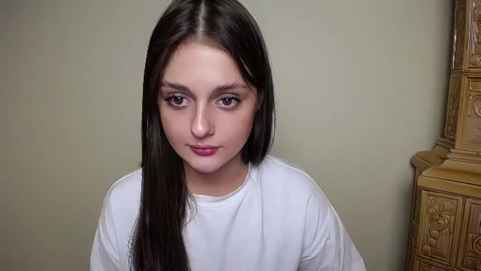 LolaAlians_