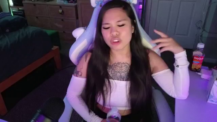 dolllface