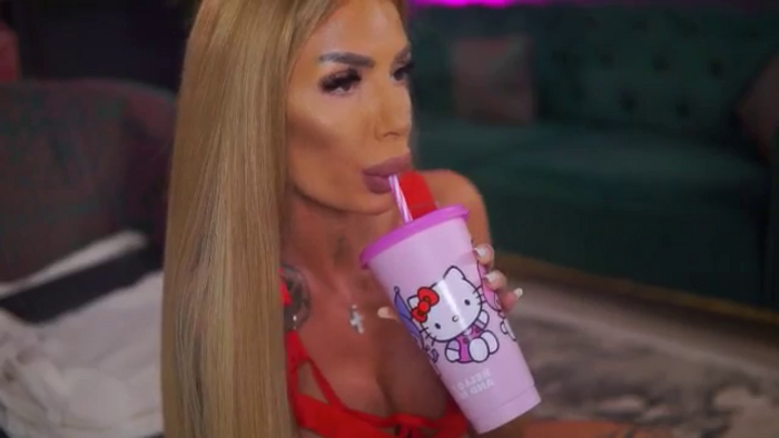 RaquelleVon