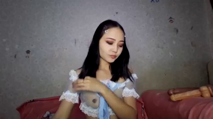 TinyCuteGirl