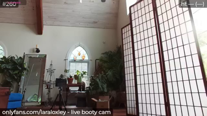 LaraLoxley