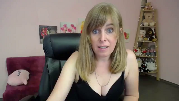 Liana_Ray
