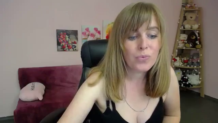 Liana_Ray