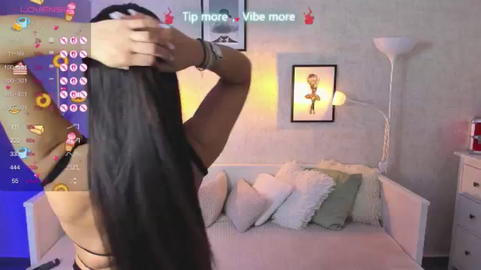 LindsayDee
