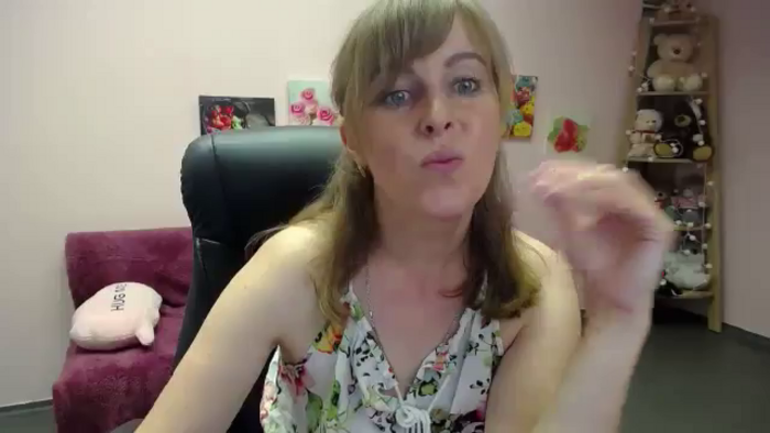 Liana_Ray