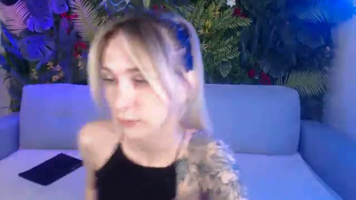 Horny_Blond