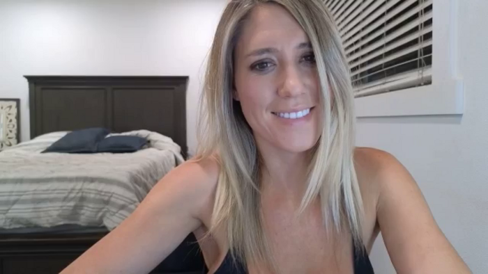 blond_milf