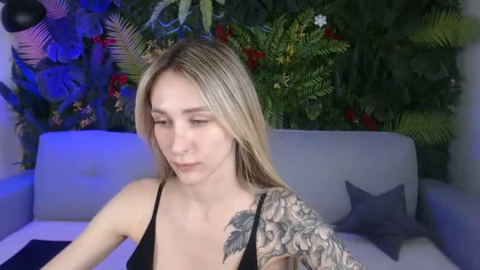 Horny_Blond