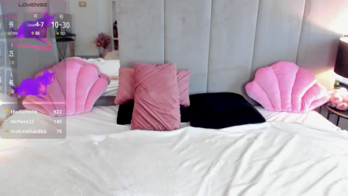 NatalyThorn88