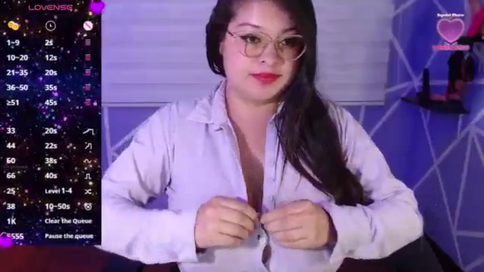 MiiaaJoness