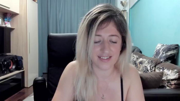 SweetDelia_
