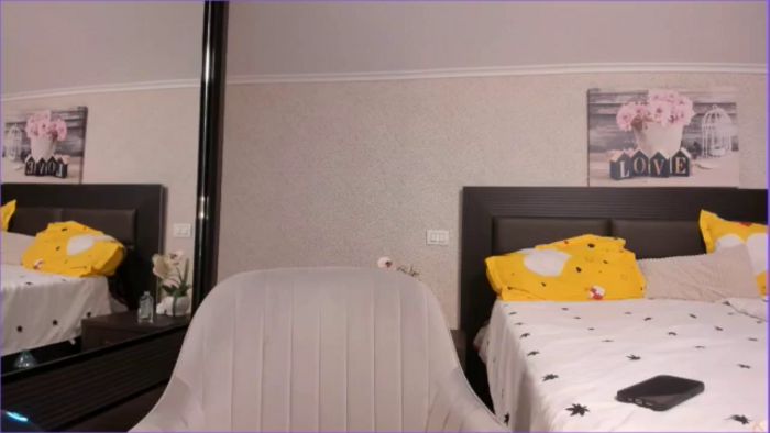 kissytease8