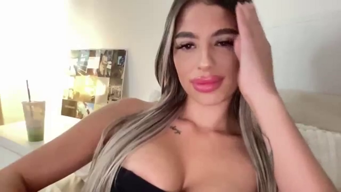 aryaaxo