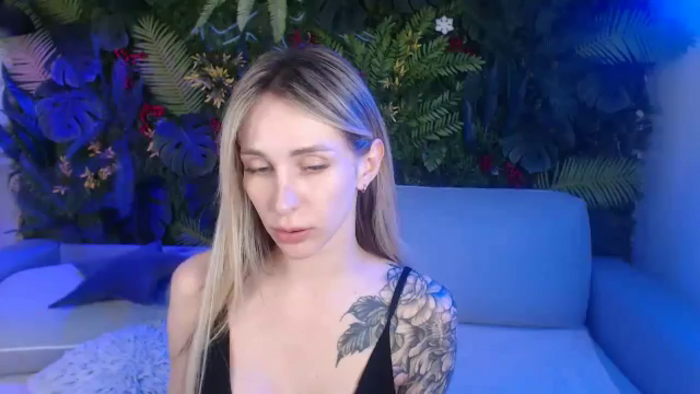Horny_Blond