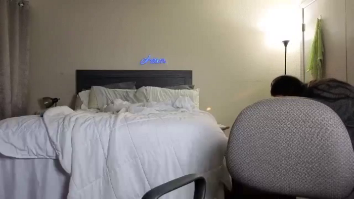 MacNTits