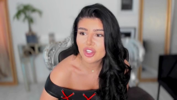 moniqueeale