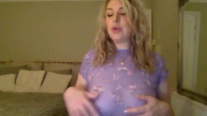 Roxy_Reveals