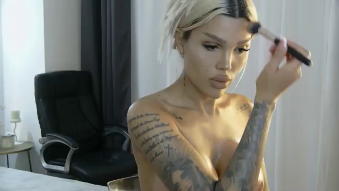 Shayblonde