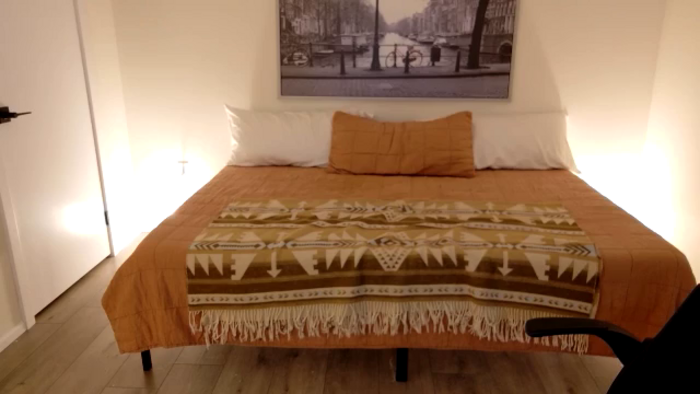 eh1_Scarlett