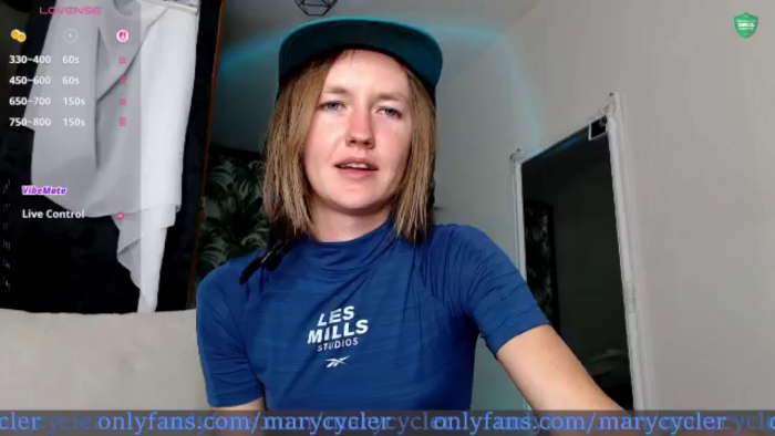 Ladyy_on_MTB