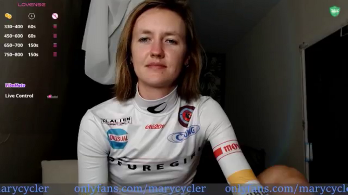 Ladyy_on_MTB