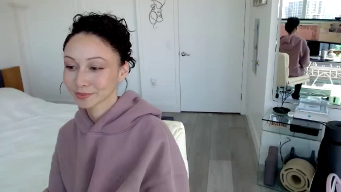Minnie_B00M