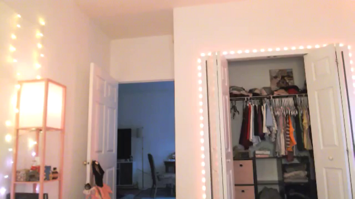 AnnaFaux