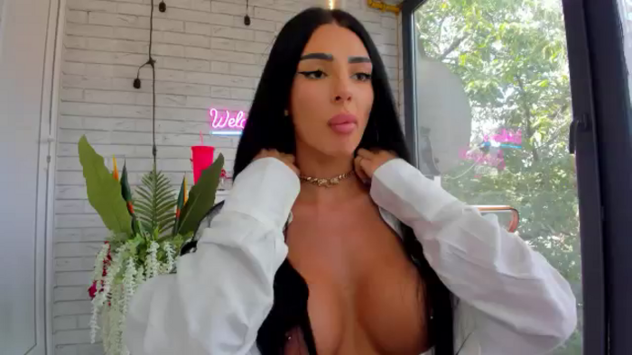 Britney_Charm