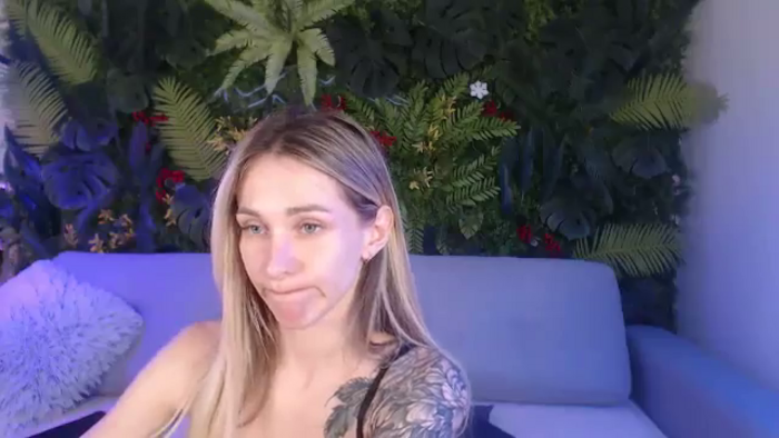 Horny_Blond