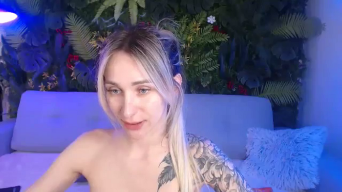 Horny_Blond