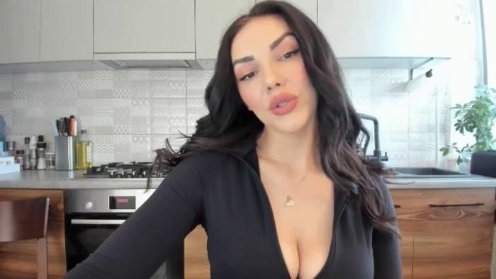 MissNelly_