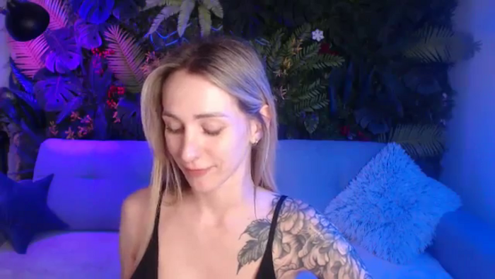 Horny_Blond