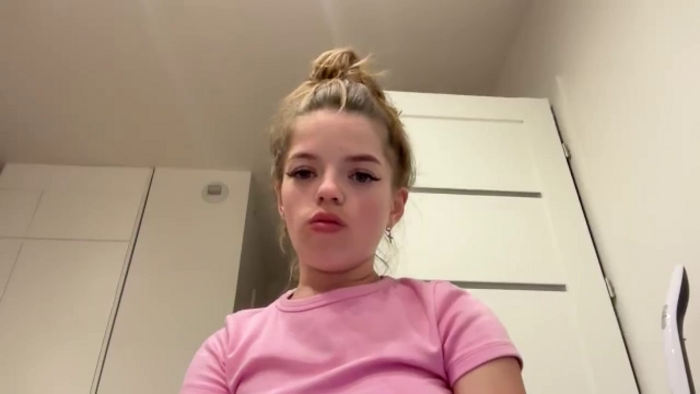 Eva_Ash