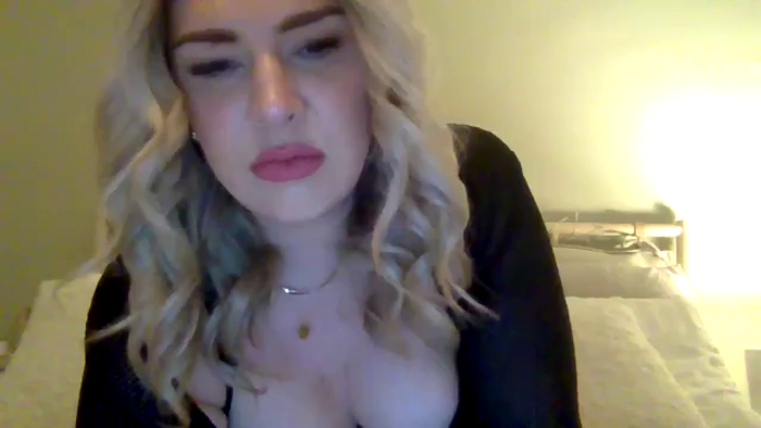 Roxy_Reveals