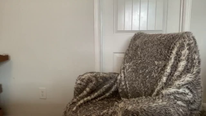 torireigns1