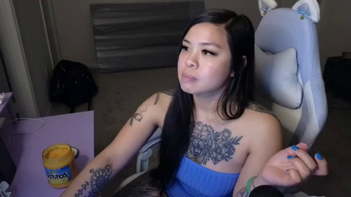 dolllface