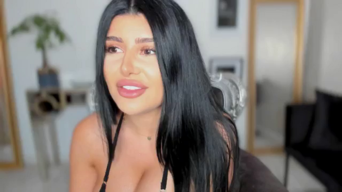 moniqueeale