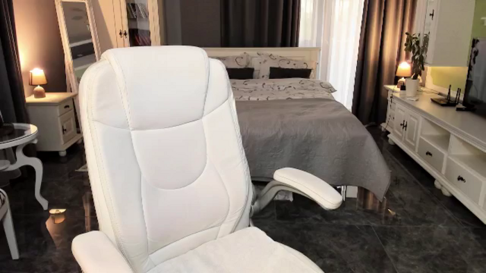 Ariana_Sage